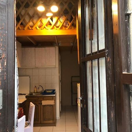 בודפשט 7Dab Apartments Huszar Contactless Self Check-In מראה חיצוני תמונה