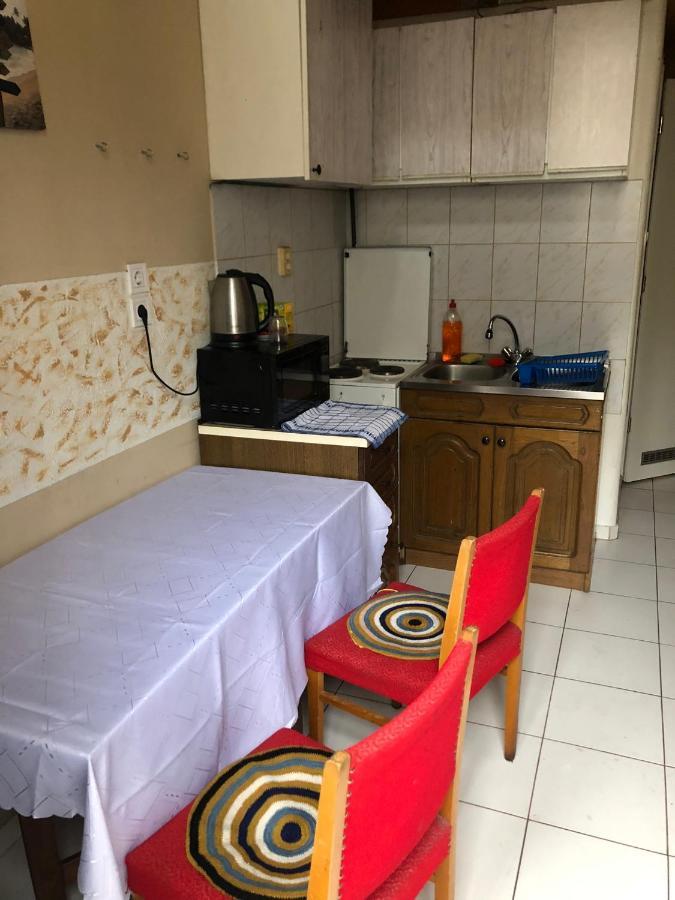 בודפשט 7Dab Apartments Huszar Contactless Self Check-In מראה חיצוני תמונה