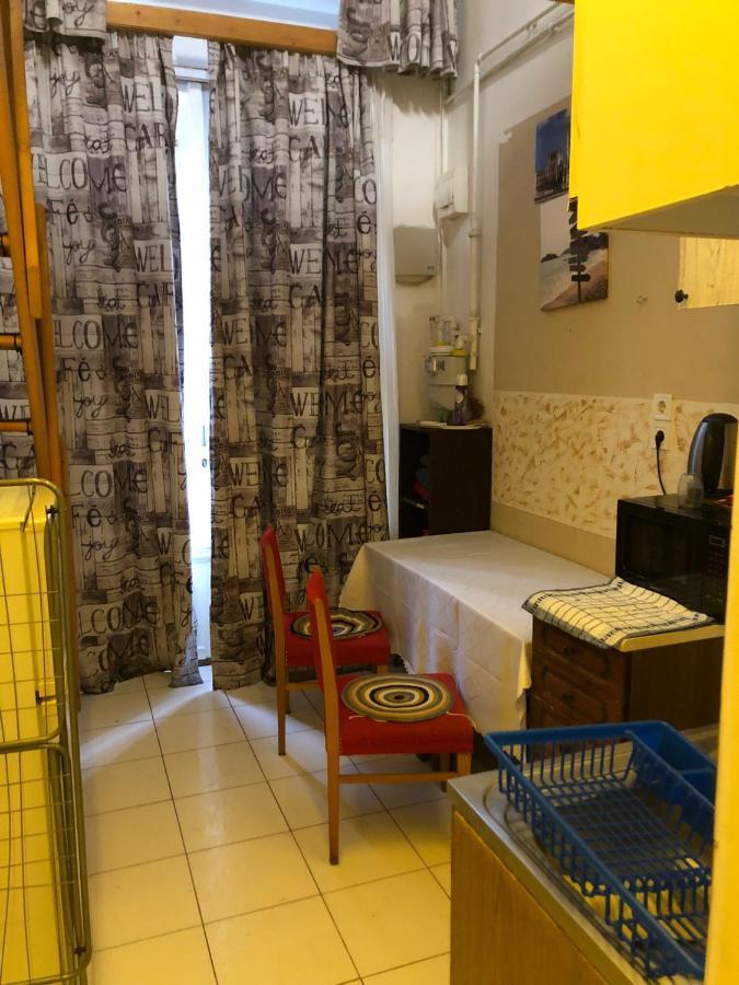 בודפשט 7Dab Apartments Huszar Contactless Self Check-In מראה חיצוני תמונה